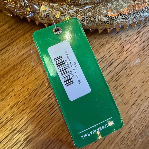 ✨ Tipsy Elves Gold Sequin Spiked Captain Hat | Festival / Cosplay - Picture 9 of 9